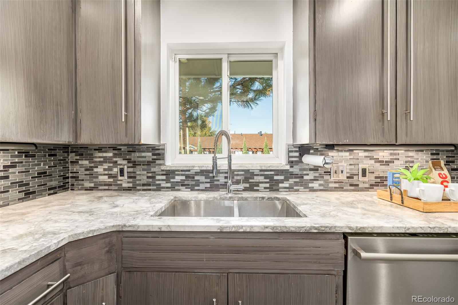 MLS Image #13 for 6490 e dakota avenue,denver, Colorado