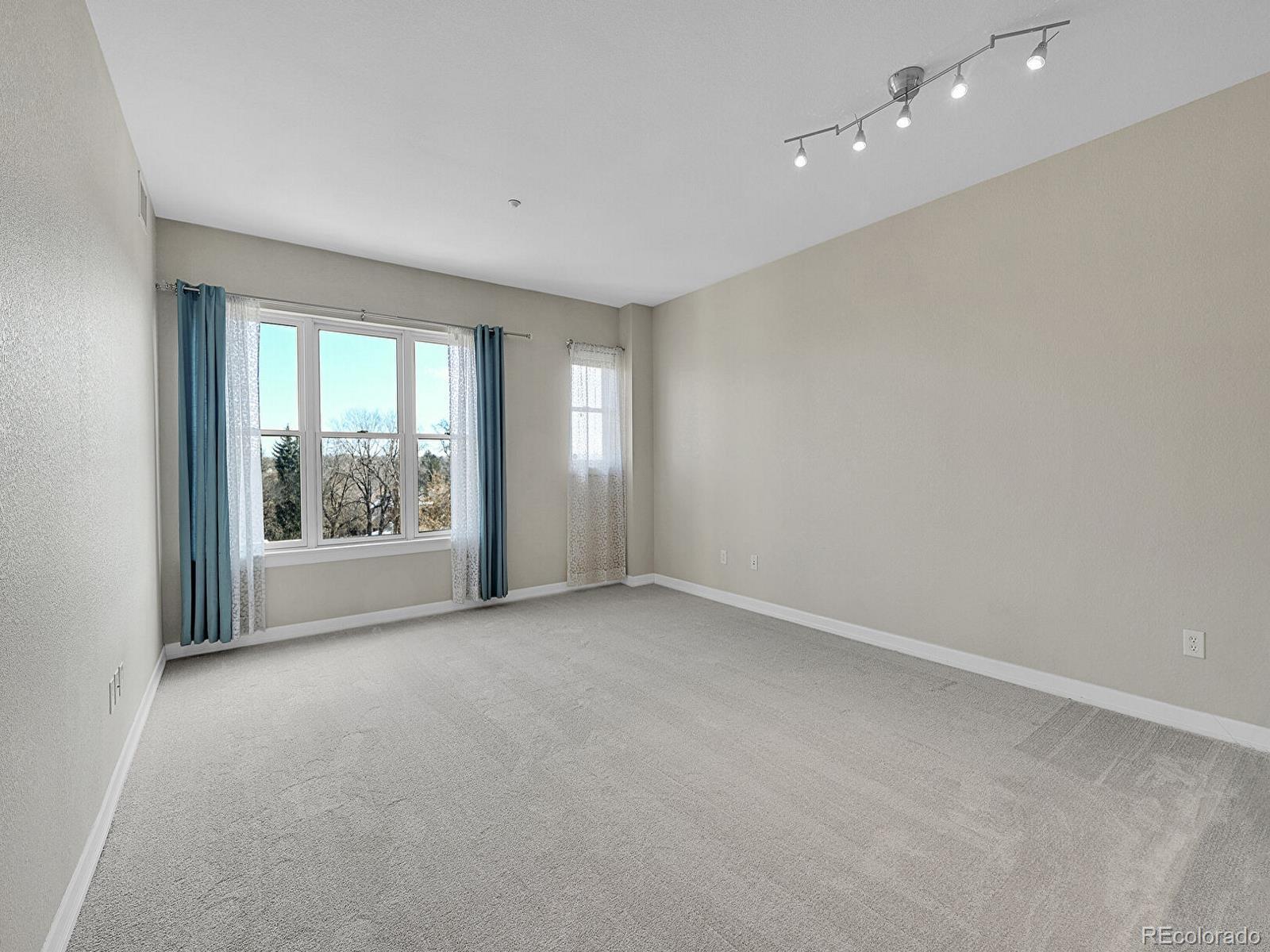MLS Image #7 for 2200 s university boulevard,denver, Colorado