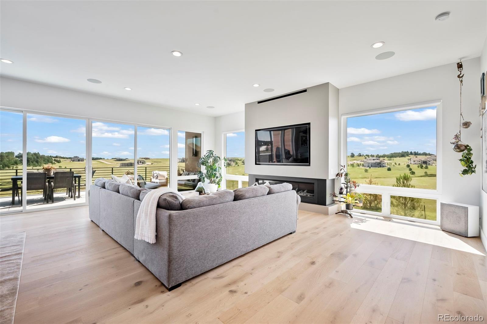 MLS Image #14 for 16925  horizon ridge trail,colorado springs, Colorado