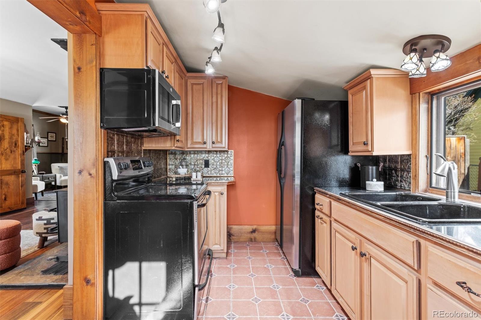MLS Image #11 for 443  seward street,lyons, Colorado