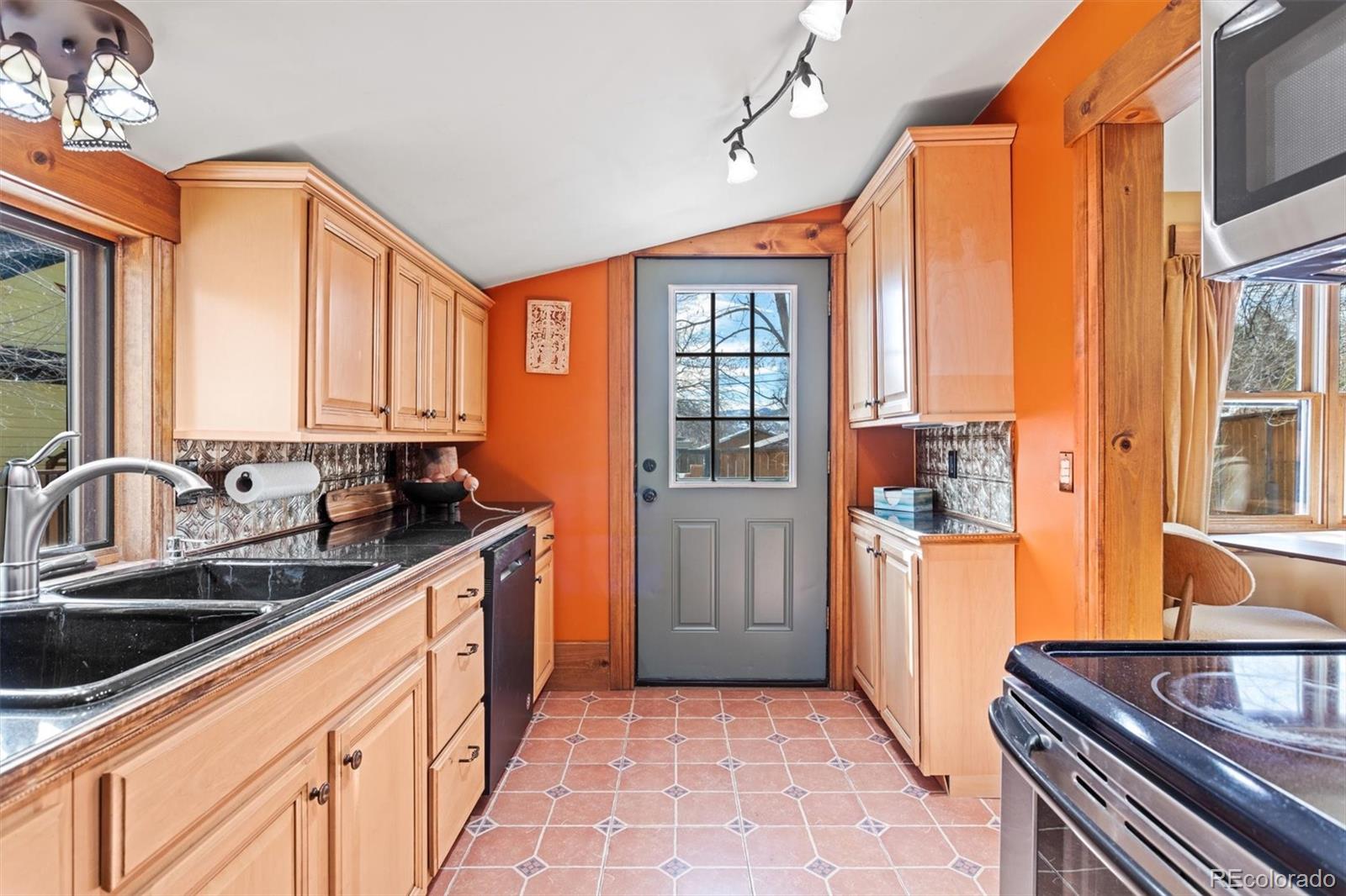 MLS Image #12 for 443  seward street,lyons, Colorado