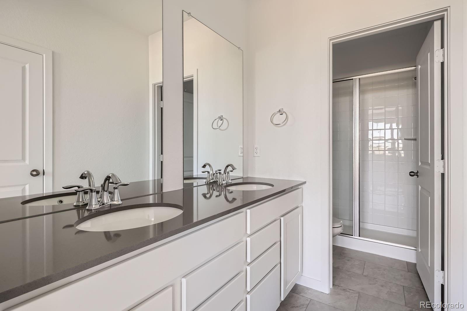 MLS Image #5 for 6562  arbor boulevard,thornton, Colorado