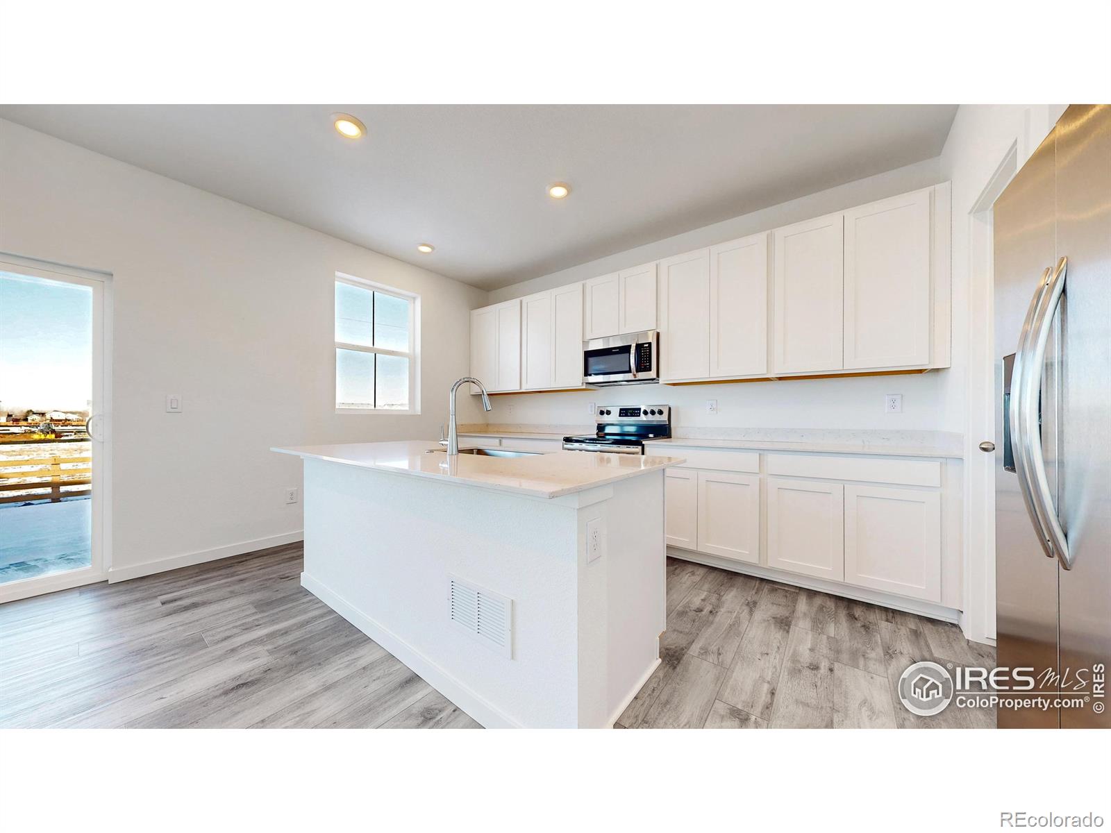 MLS Image #12 for 12915 e 102nd place,commerce city, Colorado