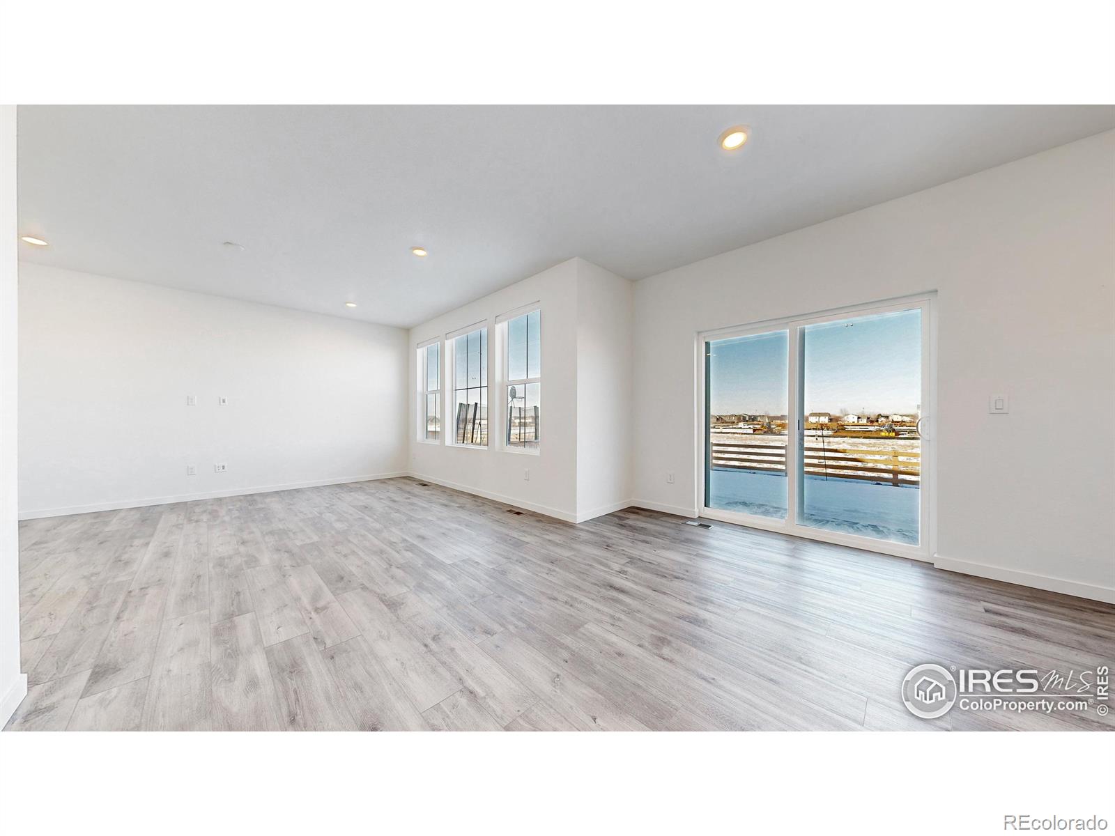 MLS Image #5 for 12915 e 102nd place,commerce city, Colorado