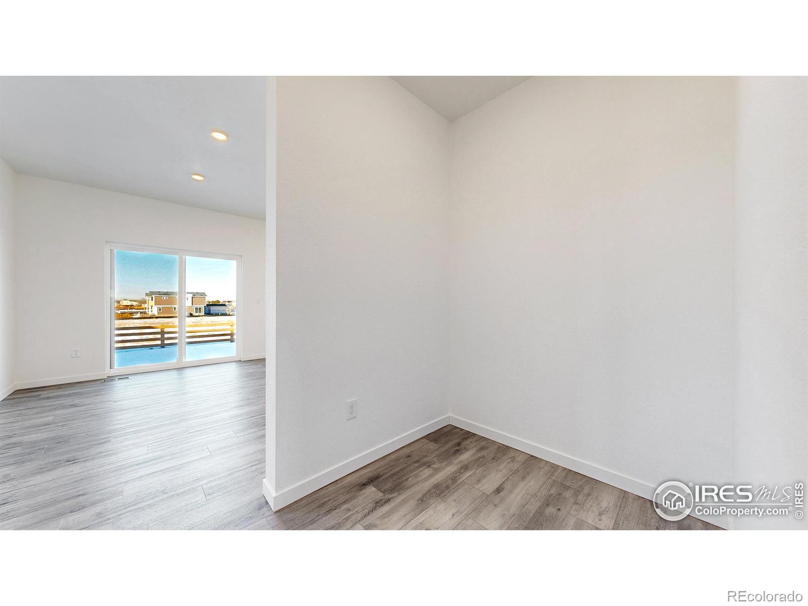 MLS Image #7 for 12915 e 102nd place,commerce city, Colorado