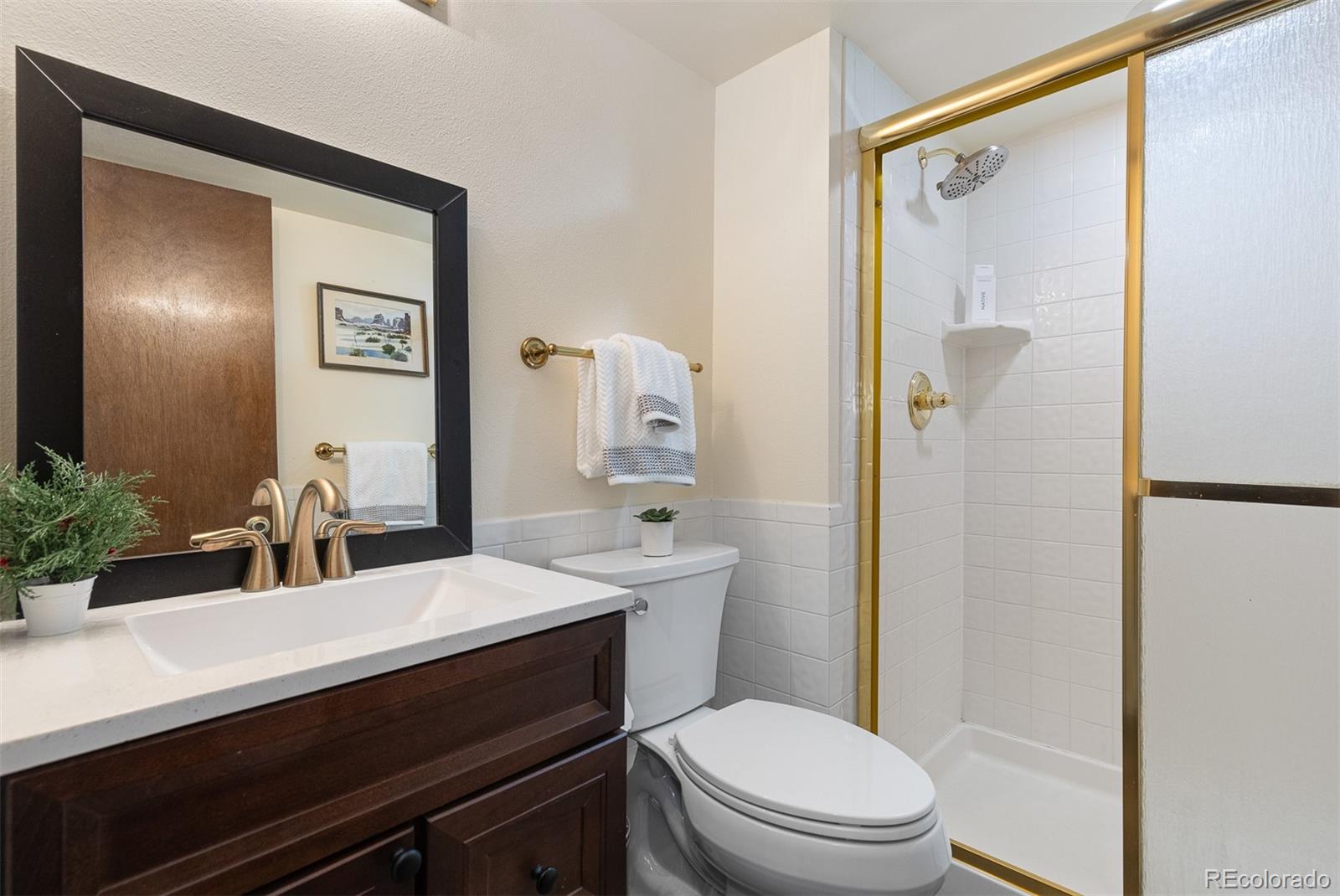 MLS Image #14 for 3752 s rosemary way,denver, Colorado