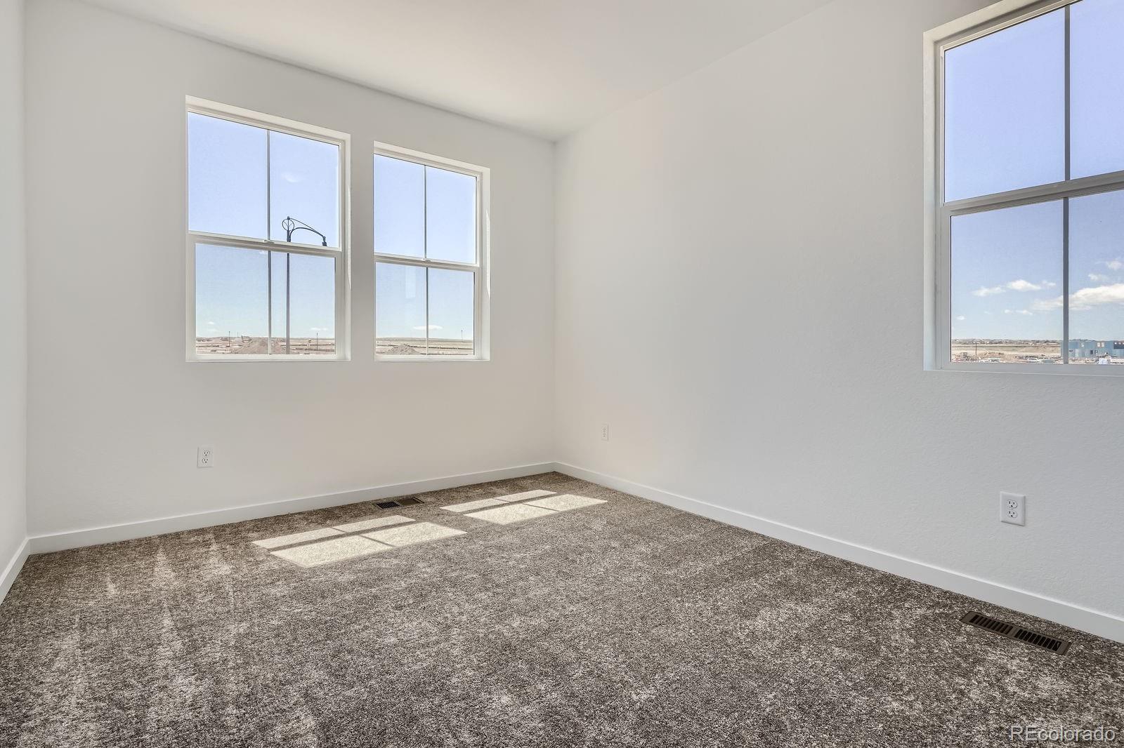 MLS Image #9 for 6562  arbor boulevard,thornton, Colorado