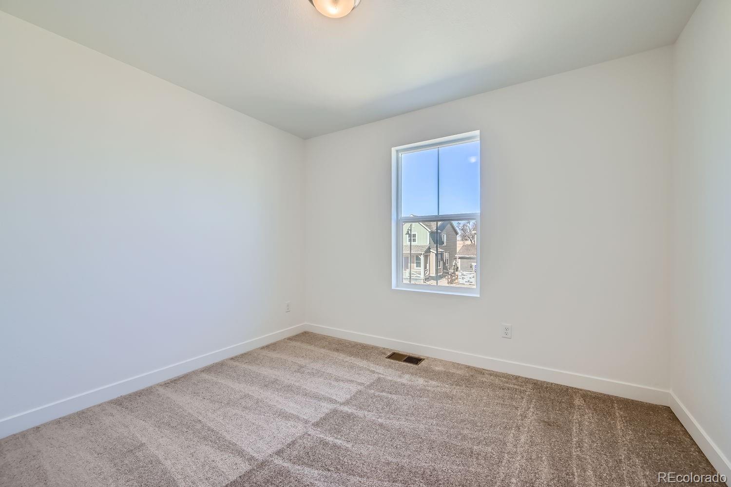 MLS Image #10 for 5528  inland avenue,firestone, Colorado