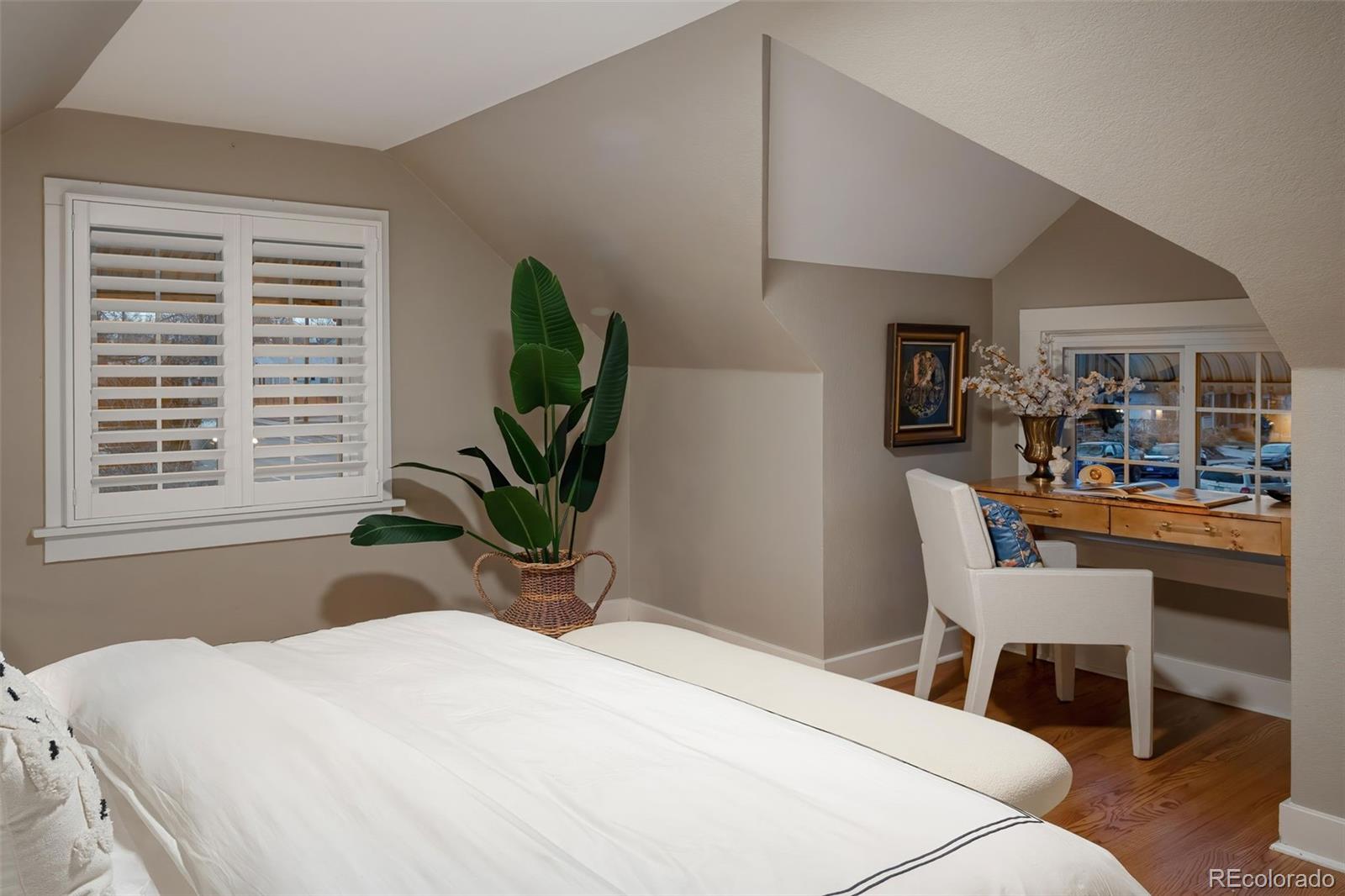 MLS Image #19 for 285 e dartmouth avenue,englewood, Colorado