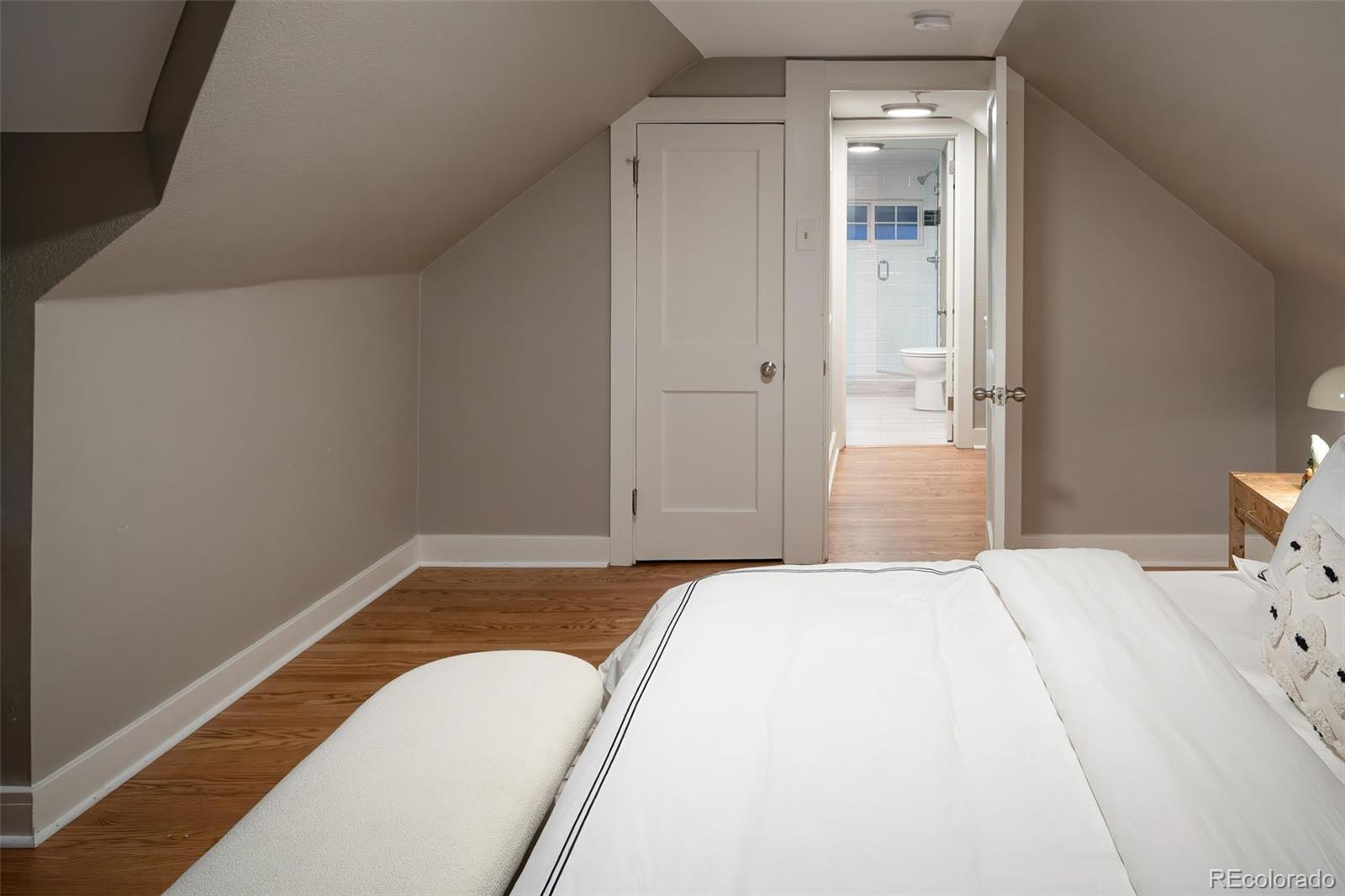 MLS Image #20 for 285 e dartmouth avenue,englewood, Colorado