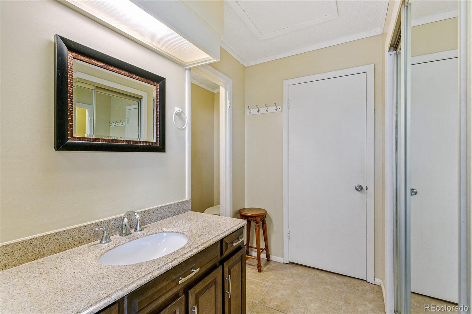 MLS Image #17 for 7492 w cedar circle,lakewood, Colorado