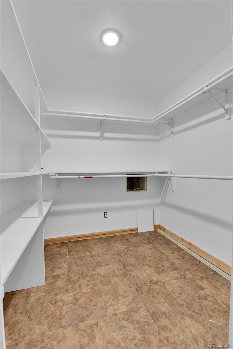 MLS Image #27 for 21455 e 44th avenue,denver, Colorado