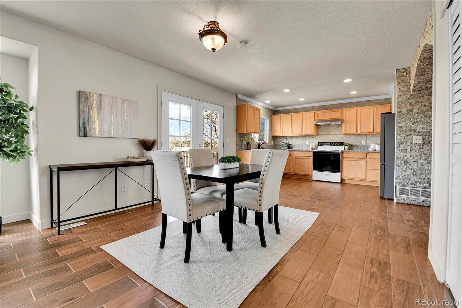 MLS Image #7 for 21455 e 44th avenue,denver, Colorado