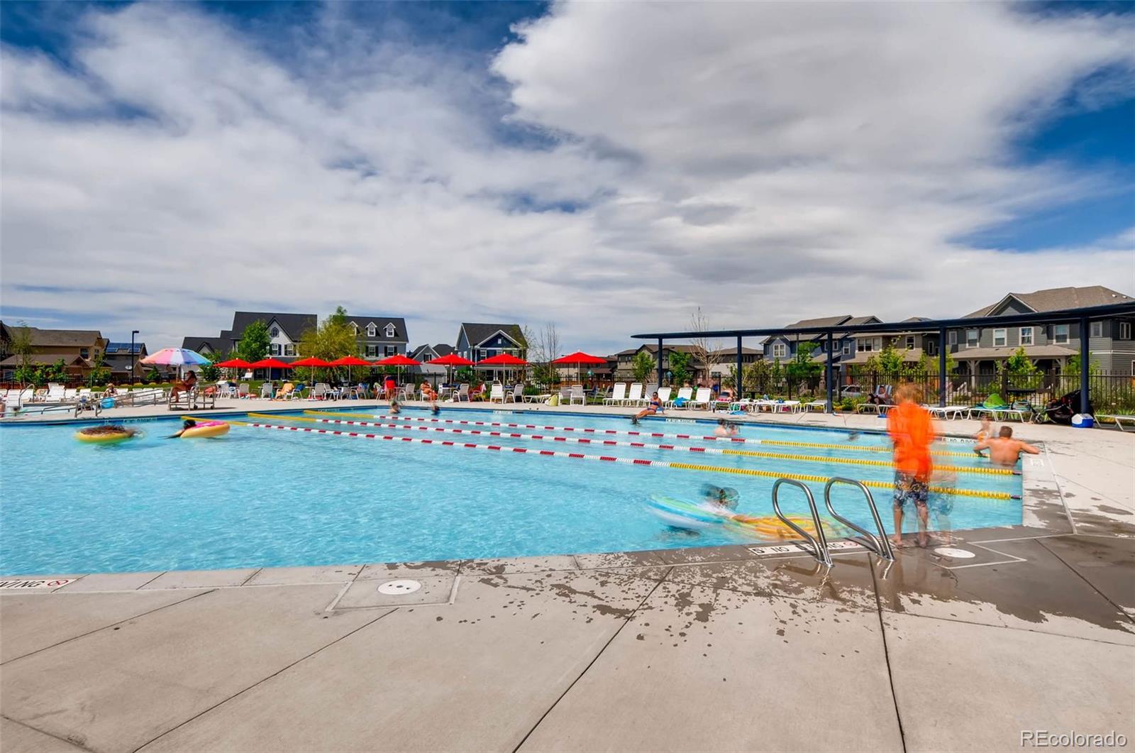 MLS Image #32 for 8562 e 49th place,denver, Colorado