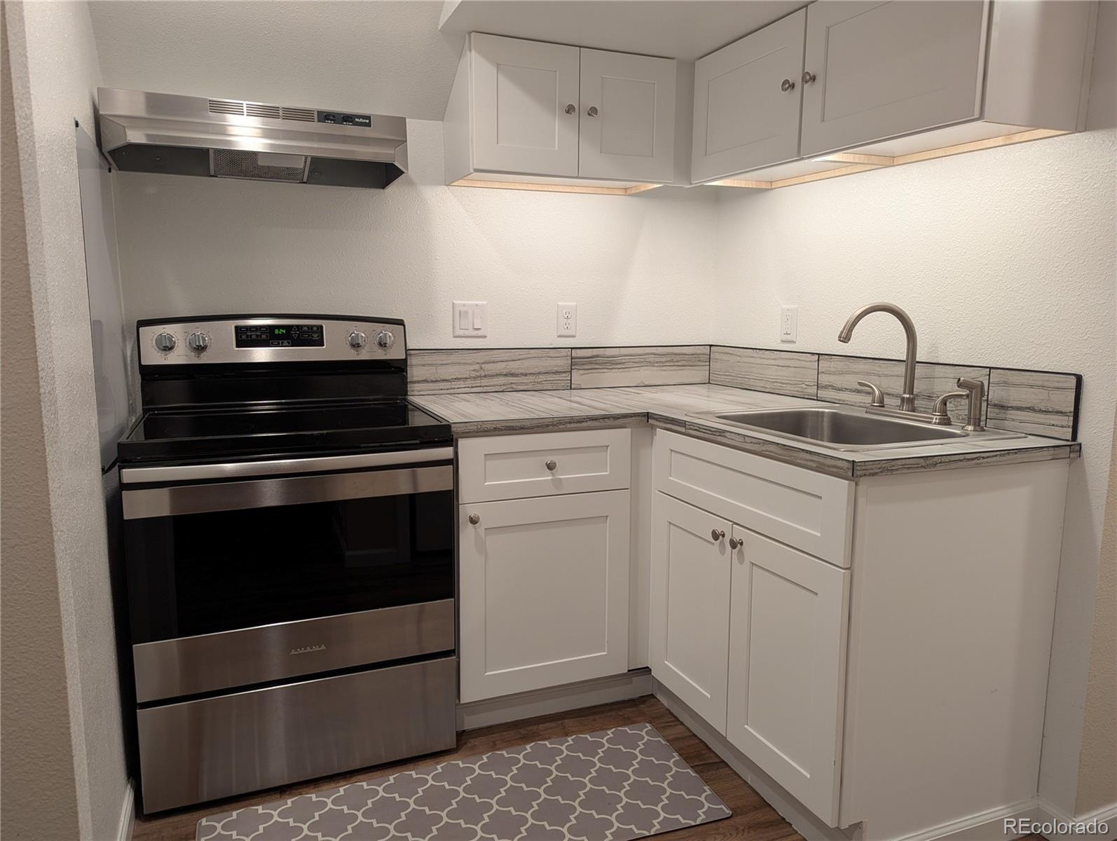 MLS Image #22 for 805  northridge road,highlands ranch, Colorado