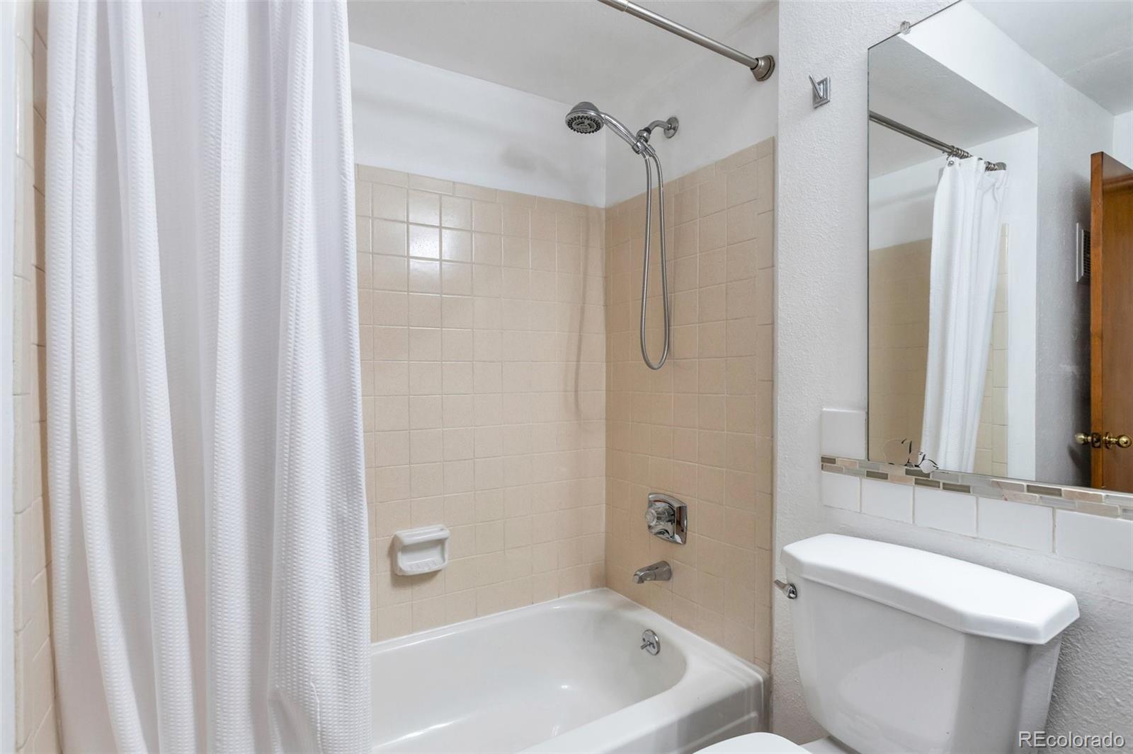 MLS Image #7 for 920 s dawson way,aurora, Colorado