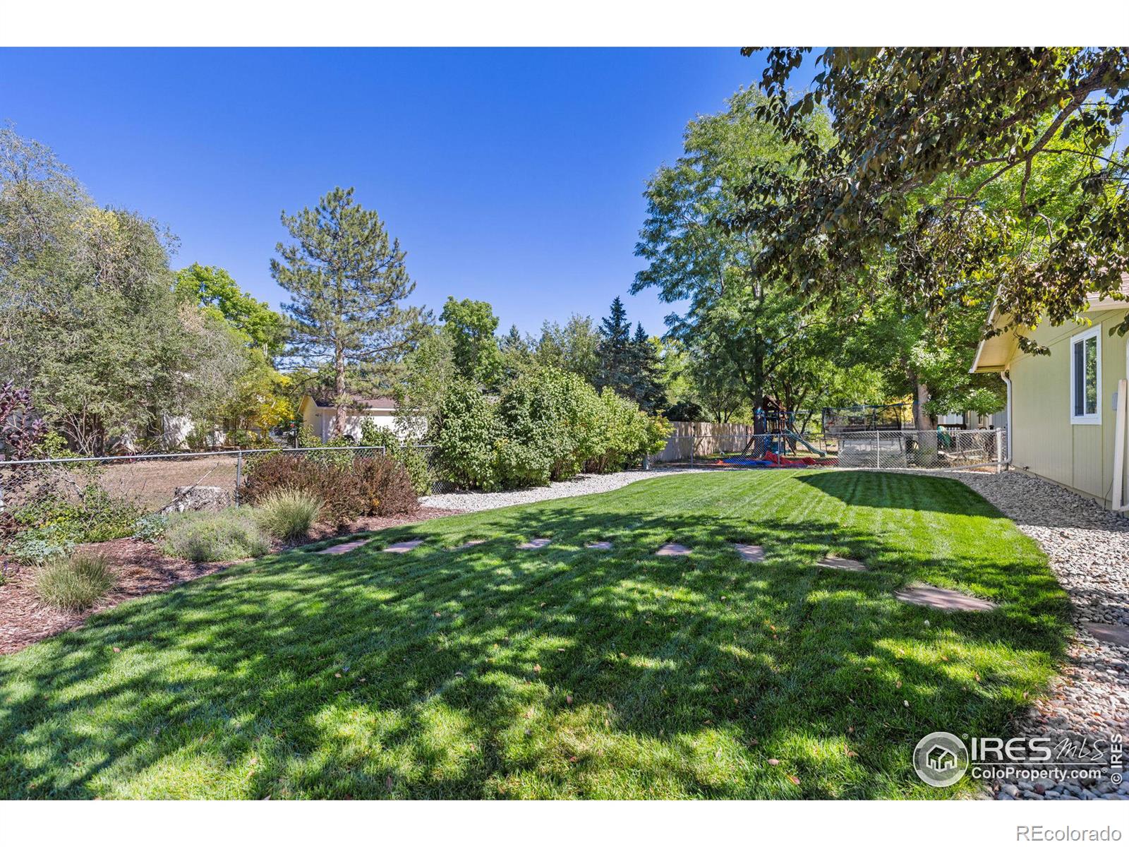 MLS Image #21 for 2006  devonshire drive,fort collins, Colorado