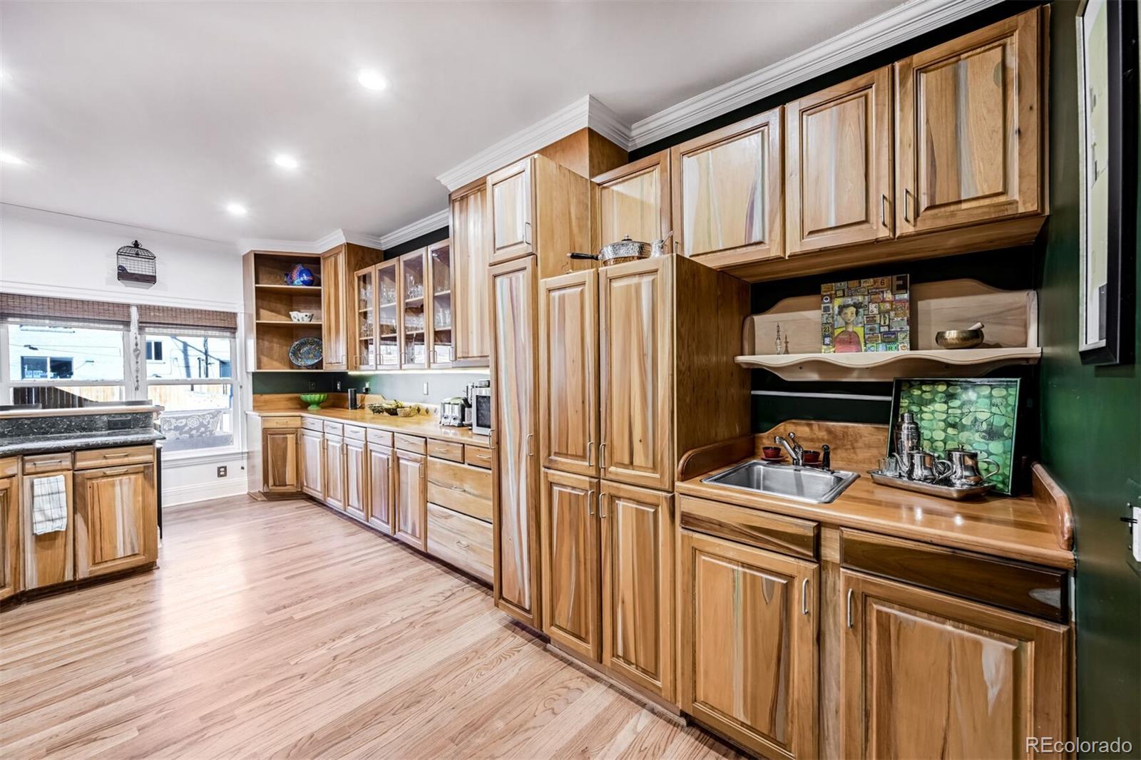 MLS Image #11 for 231 n sherman street,denver, Colorado
