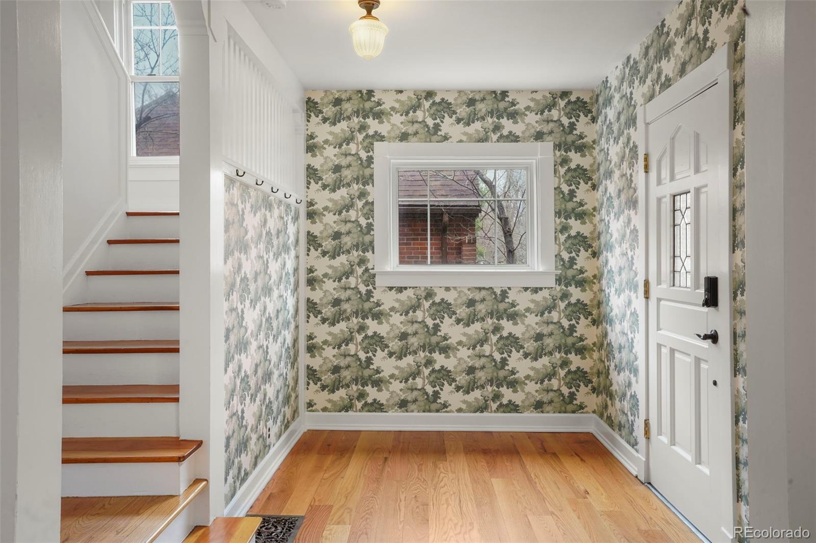 MLS Image #11 for 841  niagara street,denver, Colorado