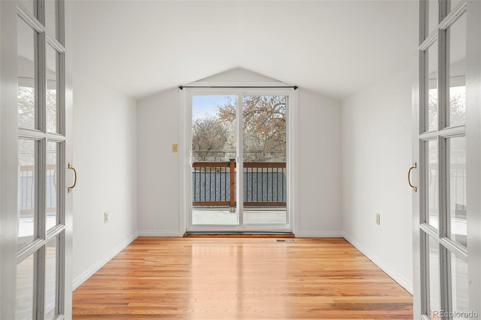 MLS Image #22 for 841  niagara street,denver, Colorado