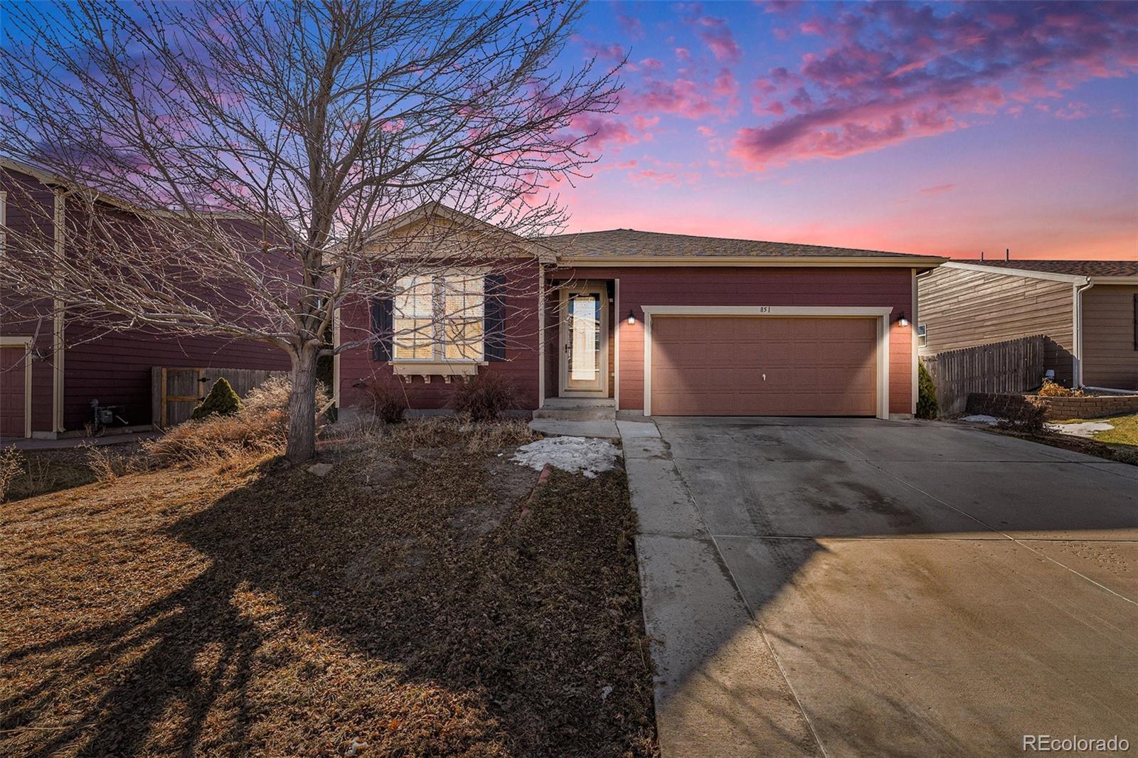 MLS Image #0 for 851  lonewolf circle,lochbuie, Colorado