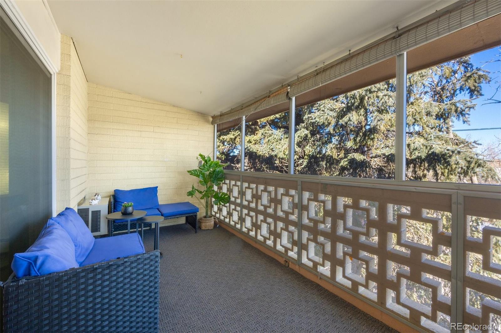 MLS Image #10 for 650 s clinton street,denver, Colorado
