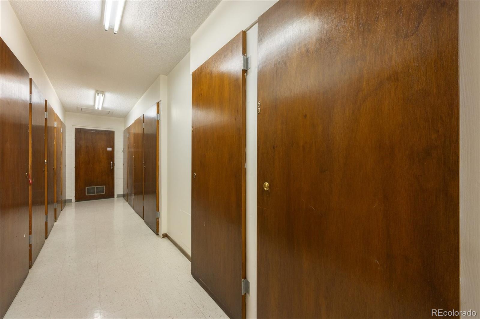 MLS Image #24 for 650 s clinton street,denver, Colorado