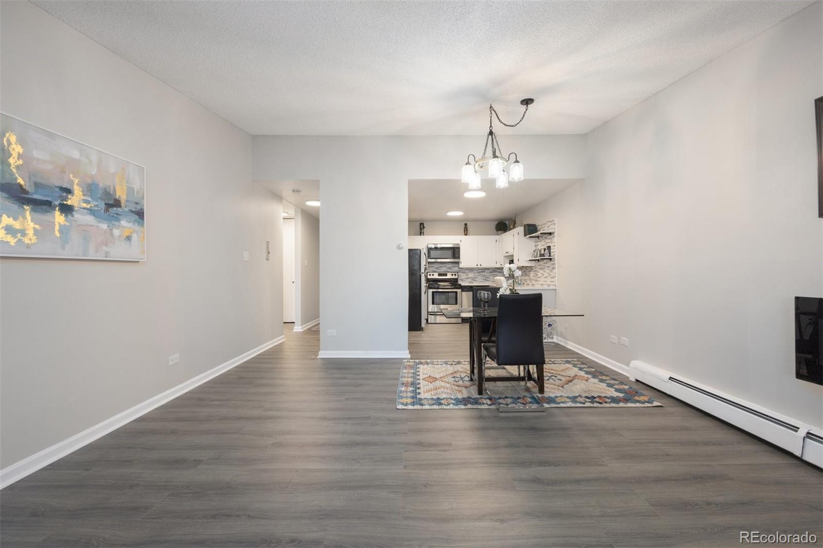 MLS Image #7 for 650 s clinton street,denver, Colorado