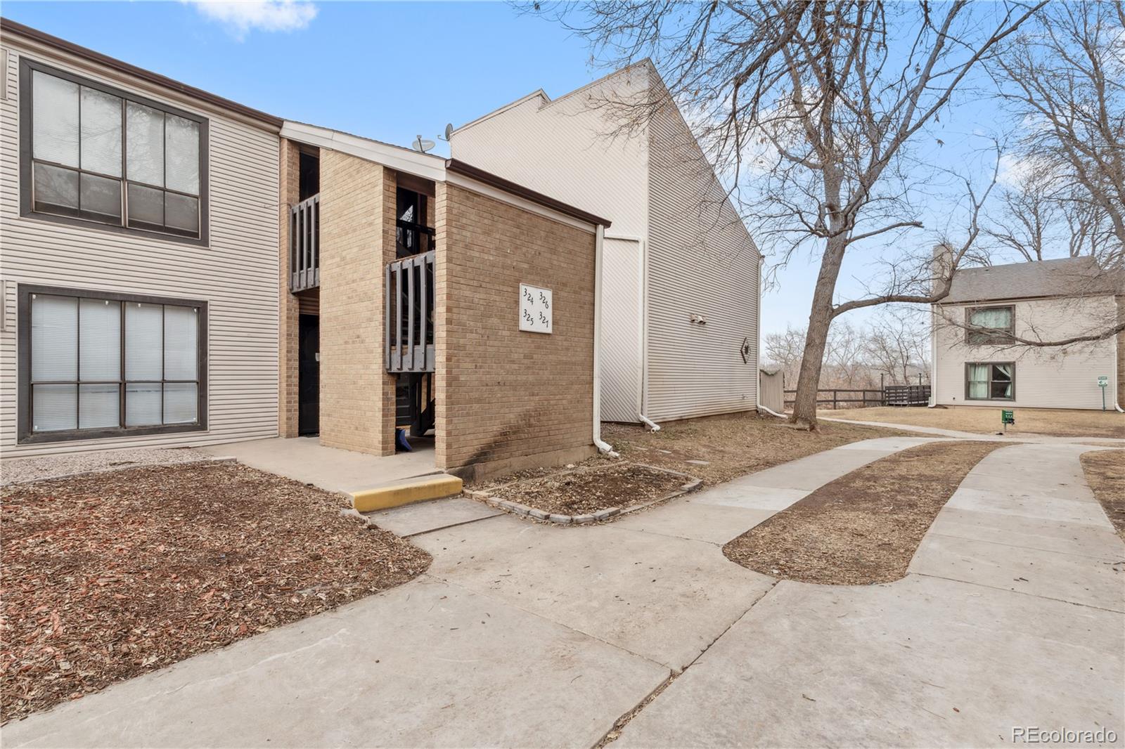 MLS Image #20 for 3550 s harlan street,denver, Colorado