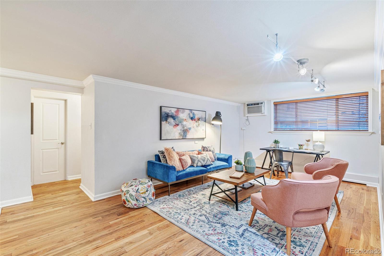 MLS Image #13 for 10 n ogden street 5,denver, Colorado