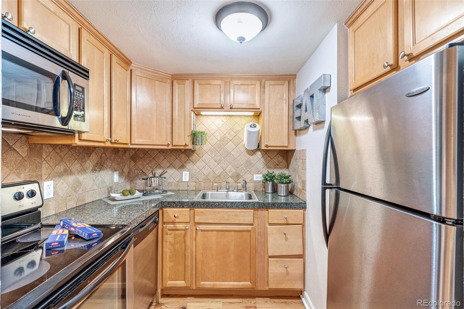 MLS Image #16 for 10 n ogden street 5,denver, Colorado