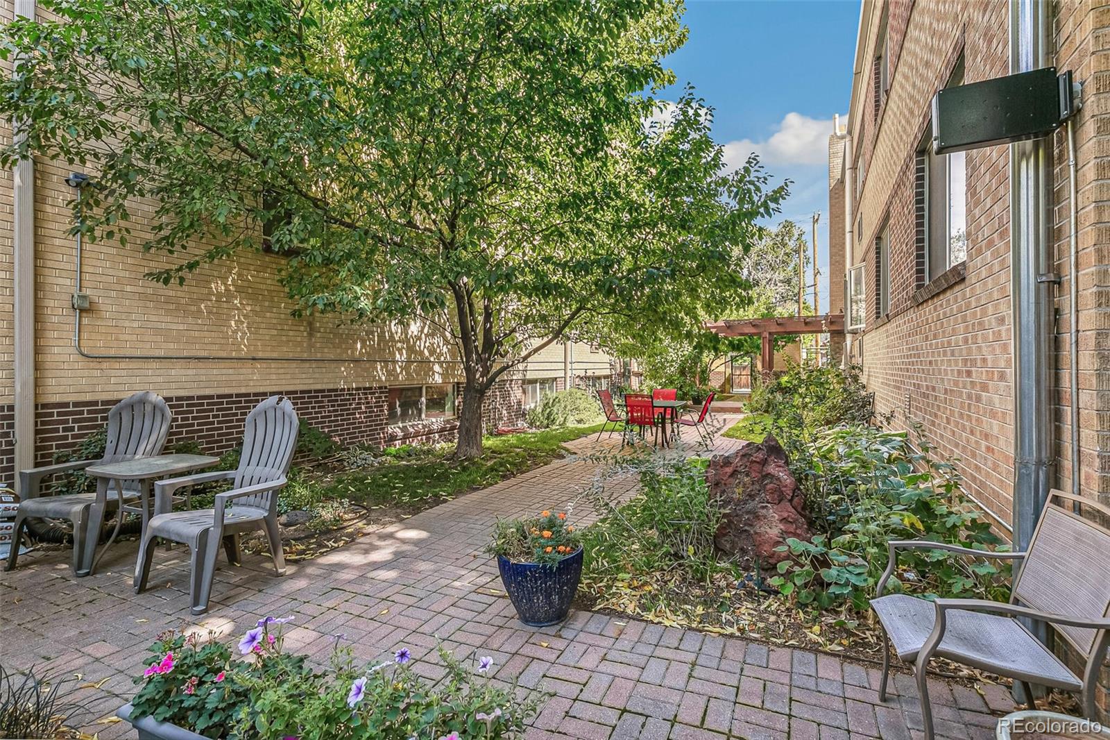 MLS Image #30 for 10 n ogden street 5,denver, Colorado