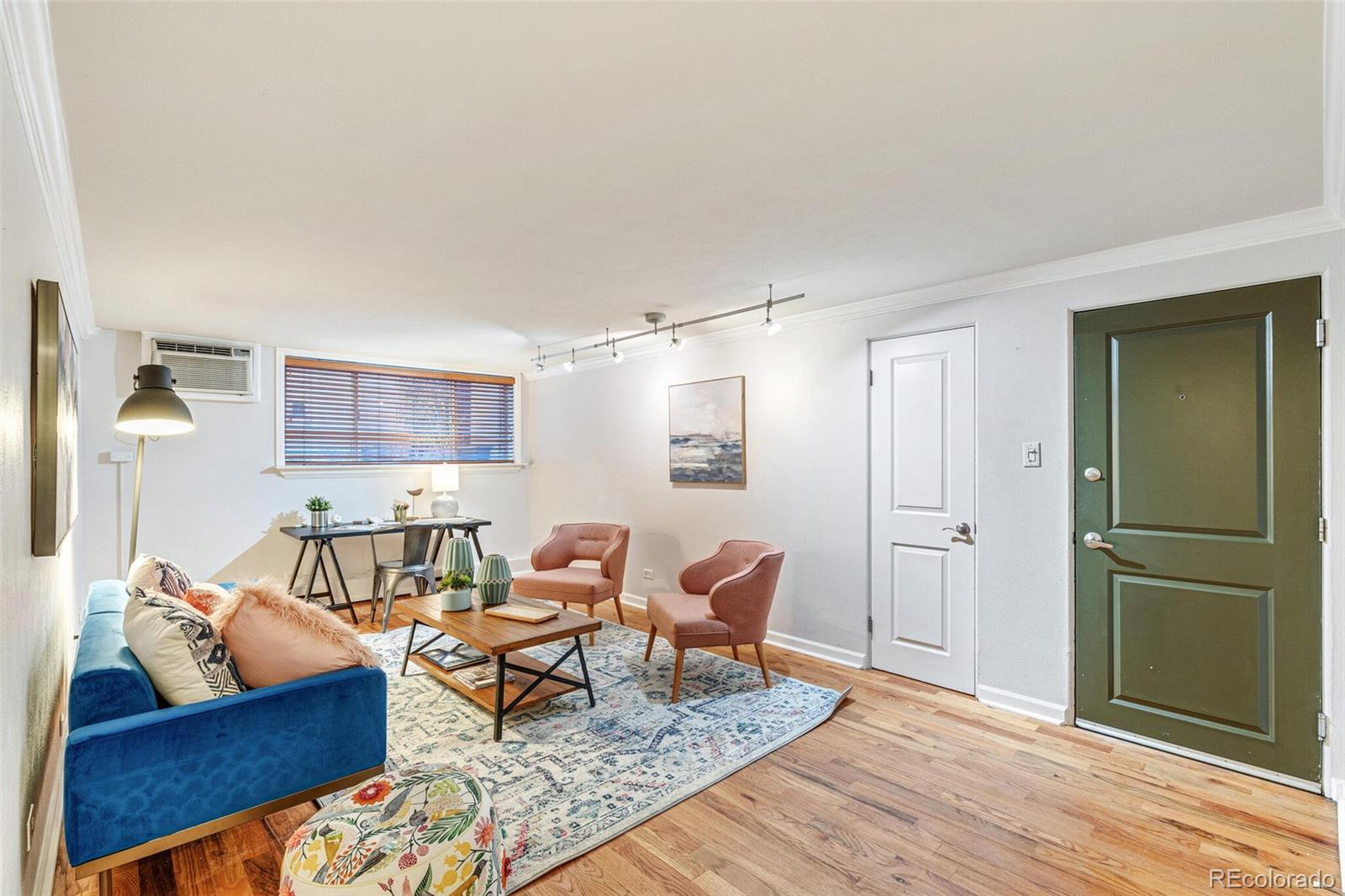 MLS Image #8 for 10 n ogden street 5,denver, Colorado
