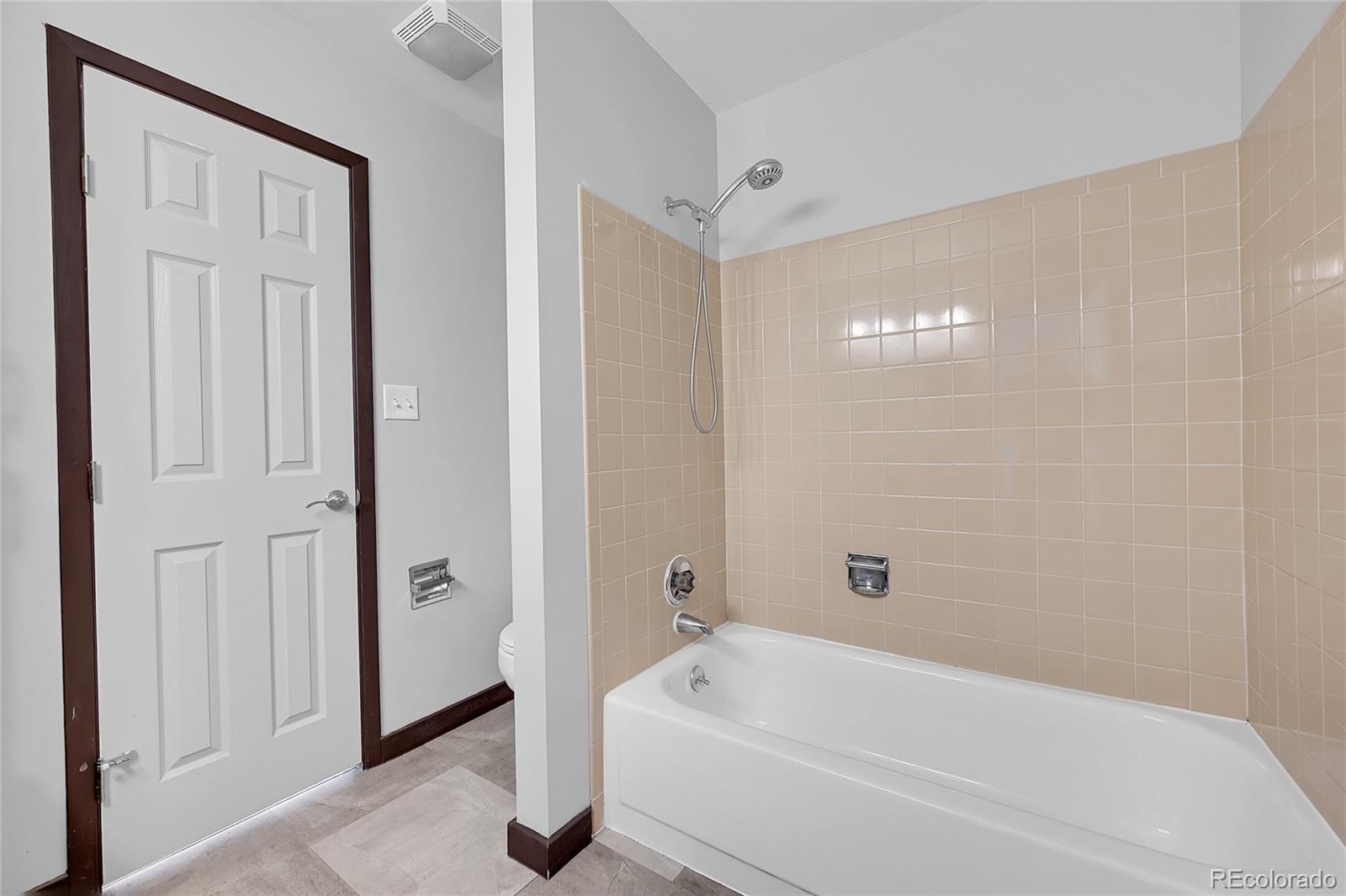 MLS Image #14 for 10321 e evans avenue 176,aurora, Colorado