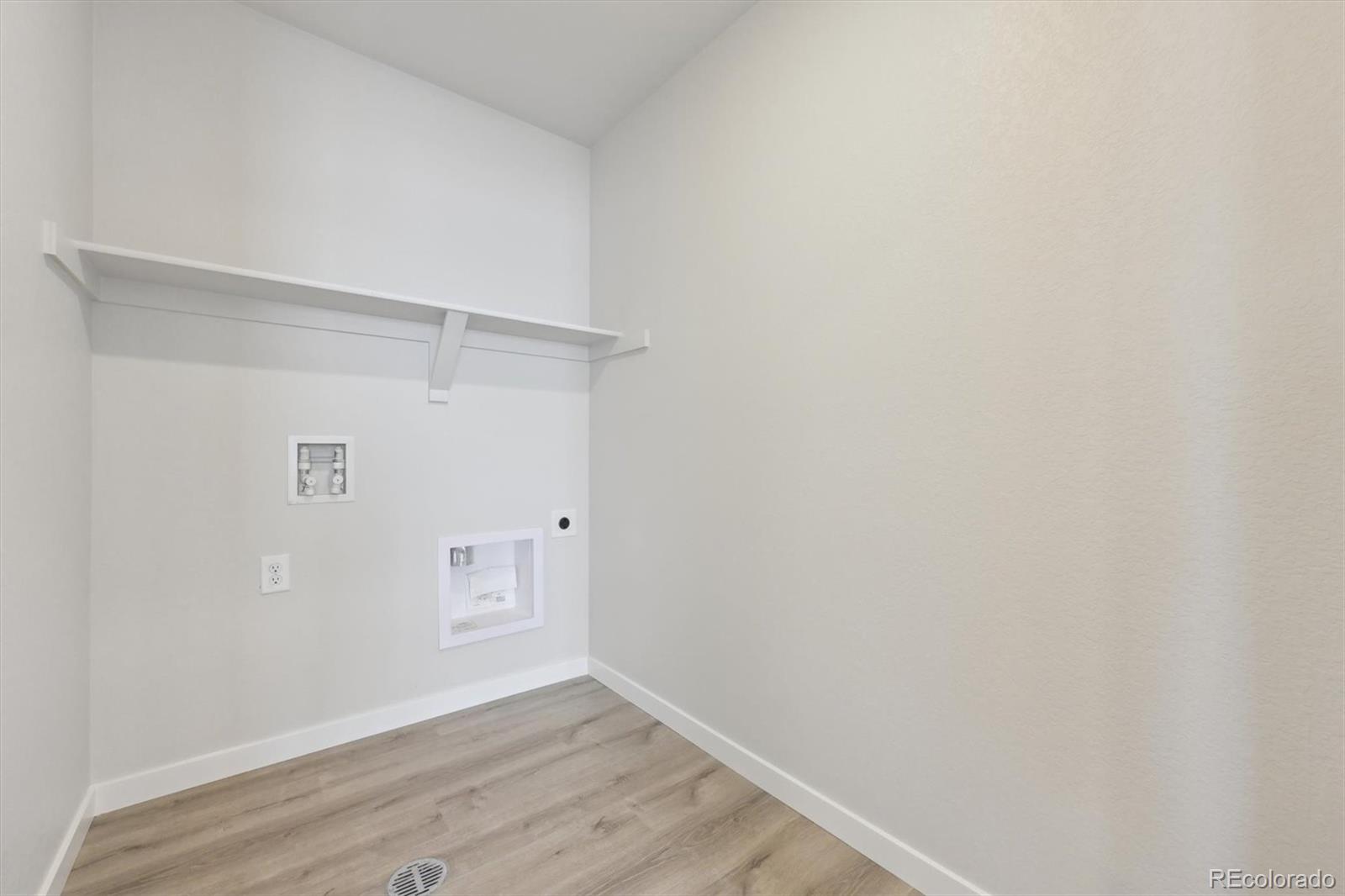 MLS Image #13 for 25022 e 34th place,aurora, Colorado