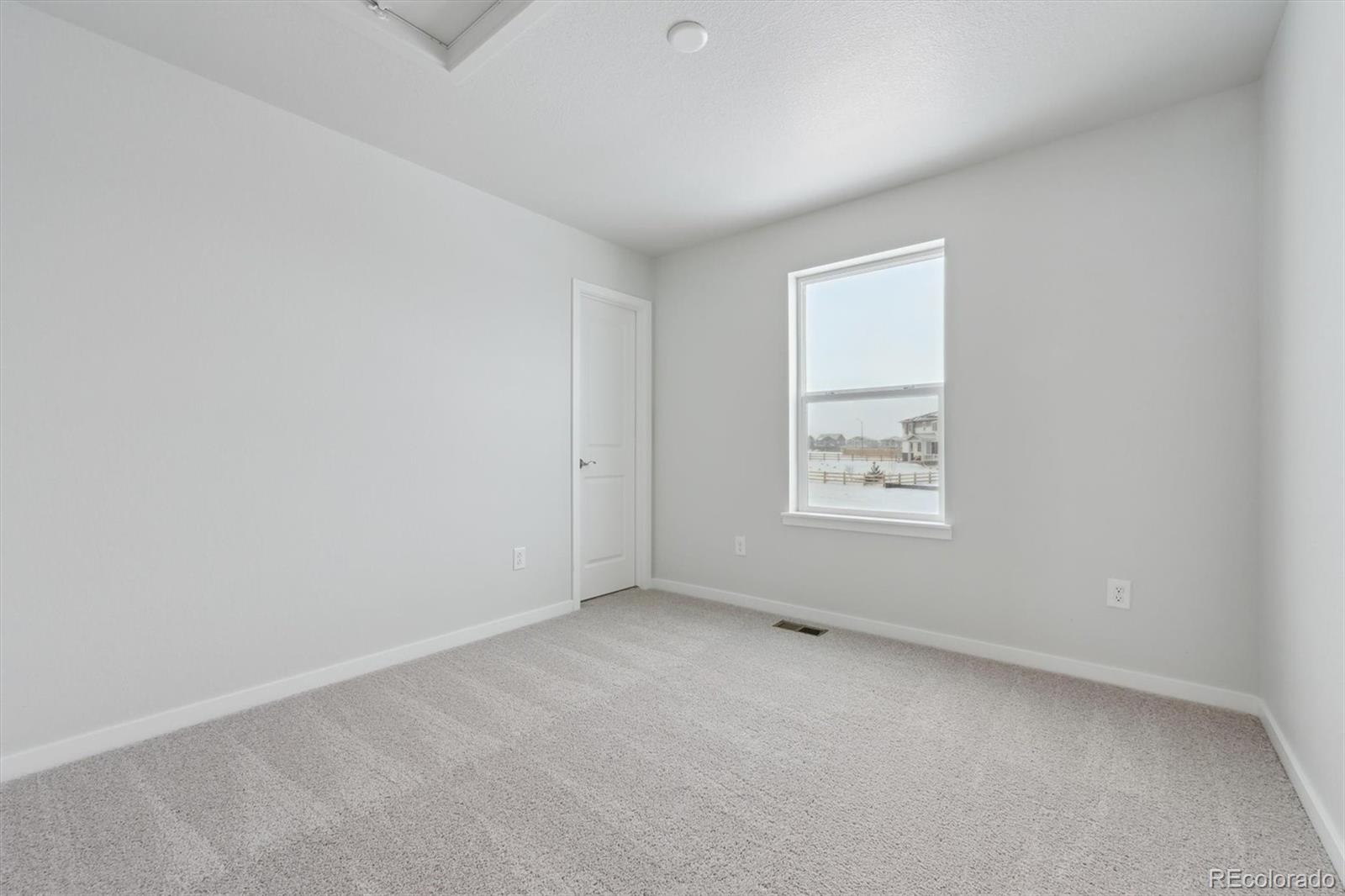 MLS Image #15 for 25022 e 34th place,aurora, Colorado