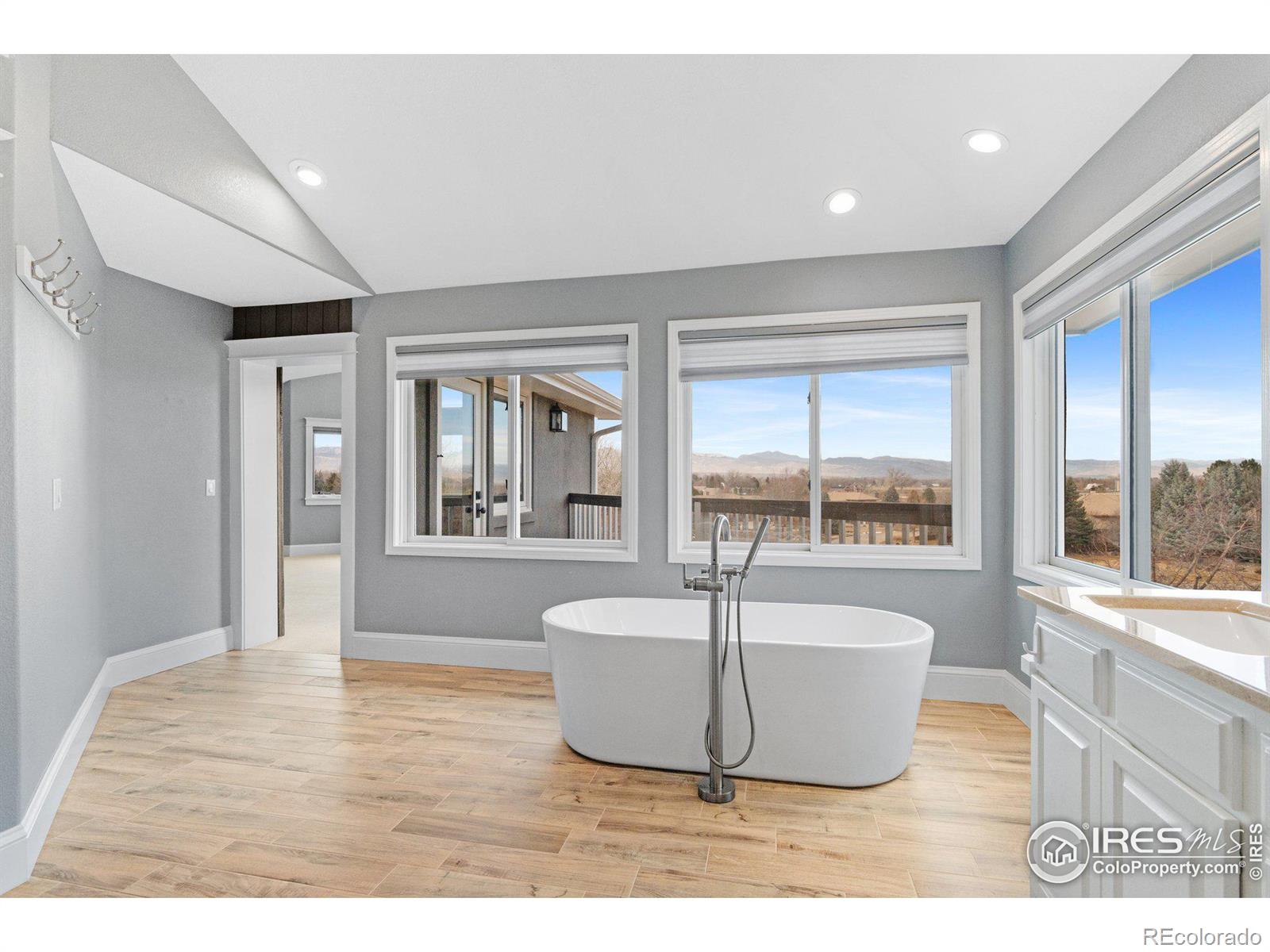 MLS Image #17 for 7181  longview drive,niwot, Colorado