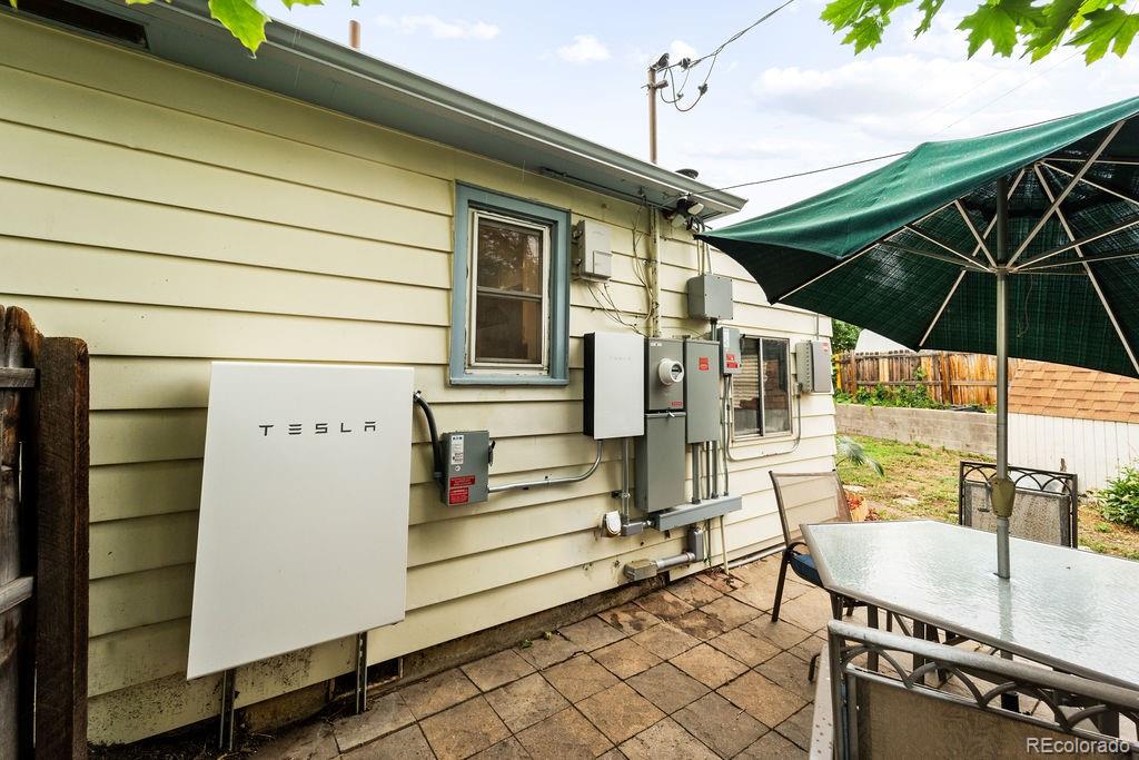 MLS Image #12 for 2701 s hazel court,denver, Colorado