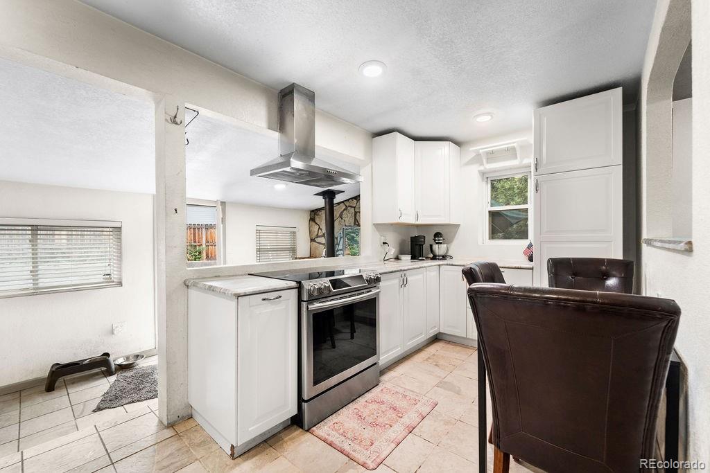 MLS Image #4 for 2701 s hazel court,denver, Colorado