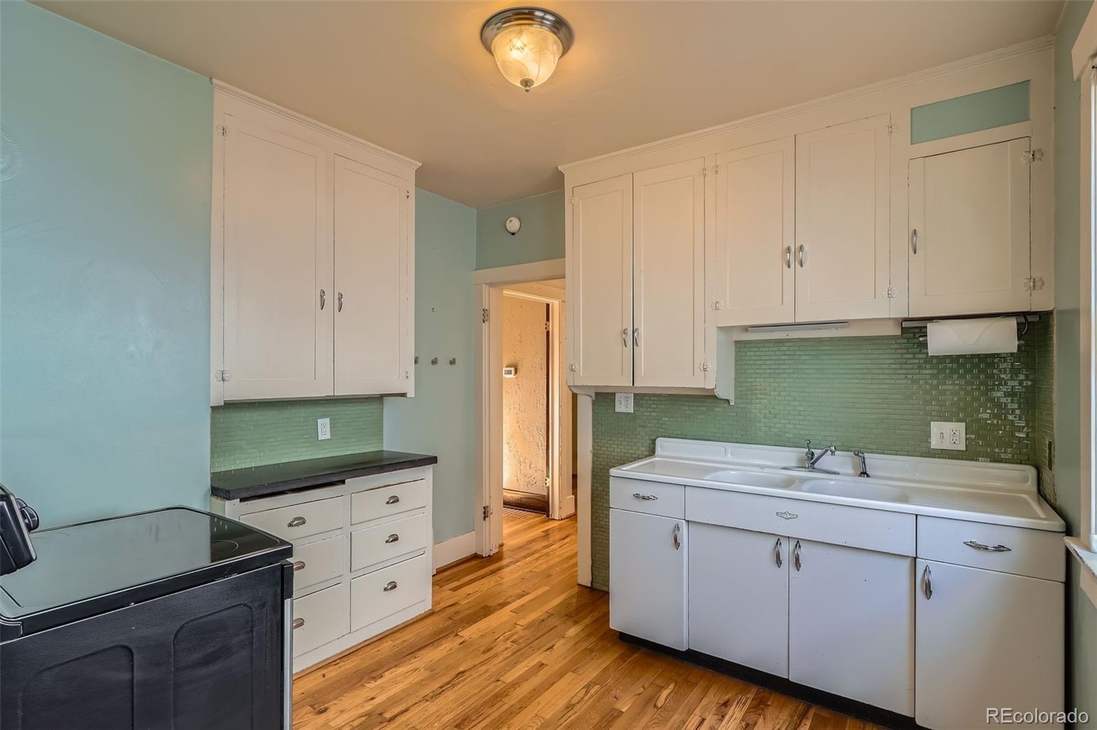 MLS Image #10 for 265 s washington street,denver, Colorado