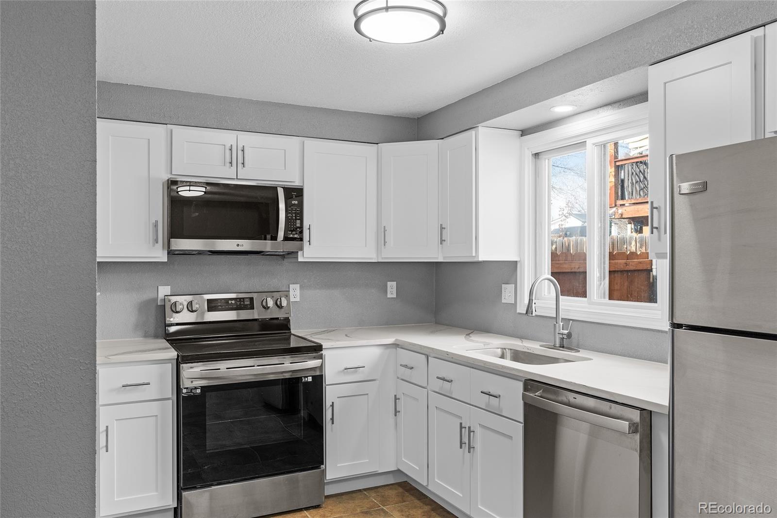 MLS Image #12 for 316  perry street,denver, Colorado