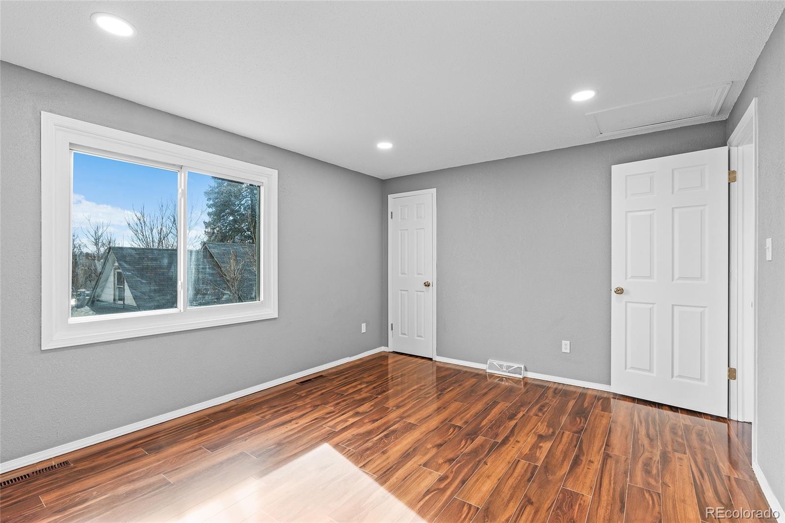 MLS Image #17 for 316  perry street,denver, Colorado