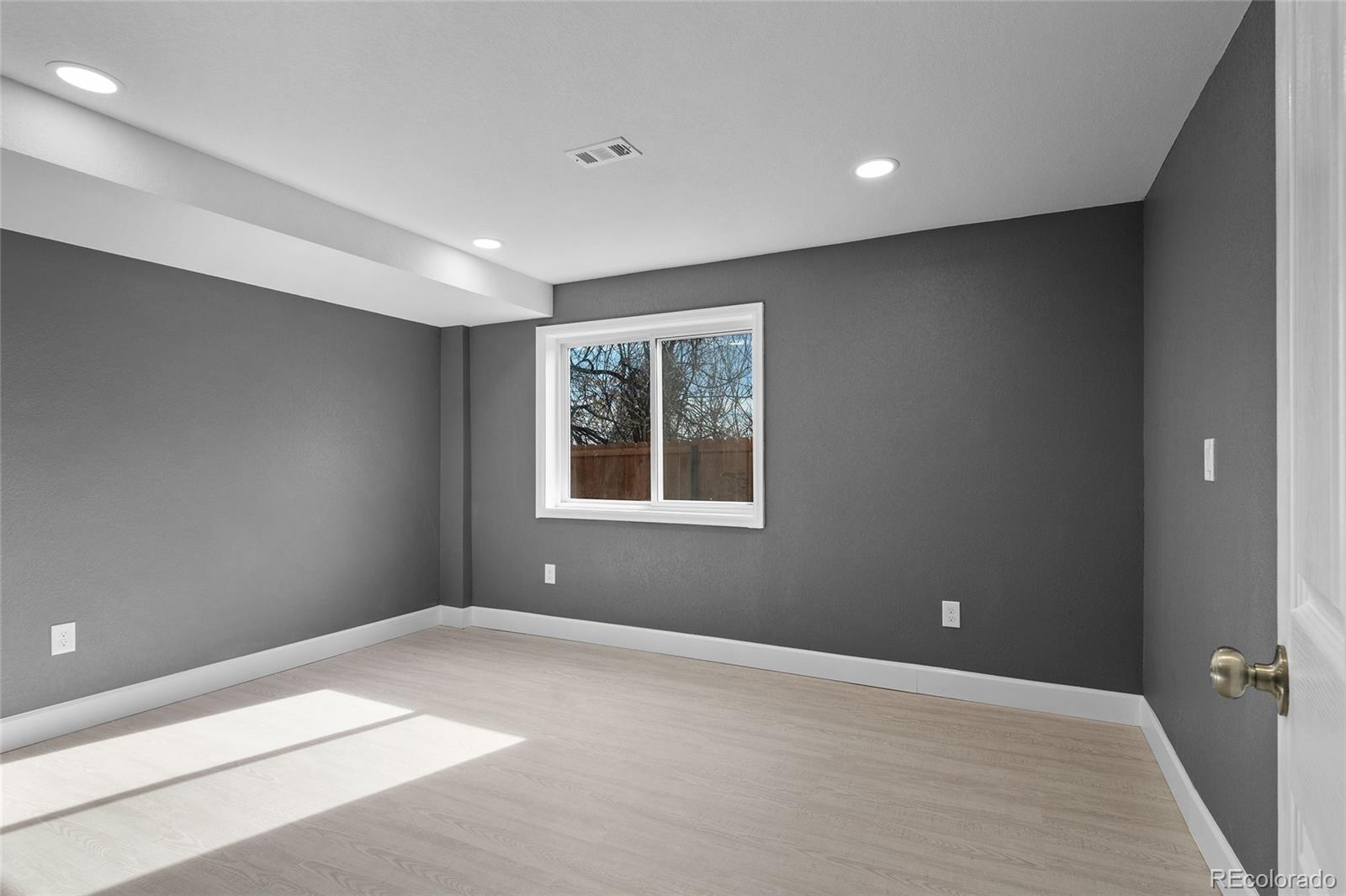 MLS Image #29 for 316  perry street,denver, Colorado