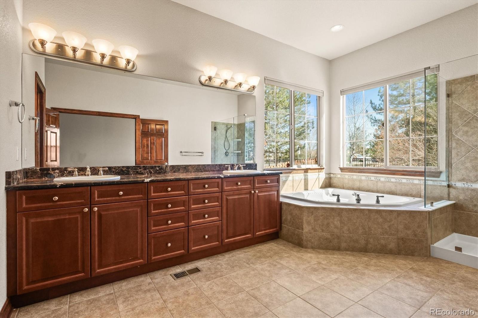 MLS Image #26 for 26426 e peakview drive,aurora, Colorado