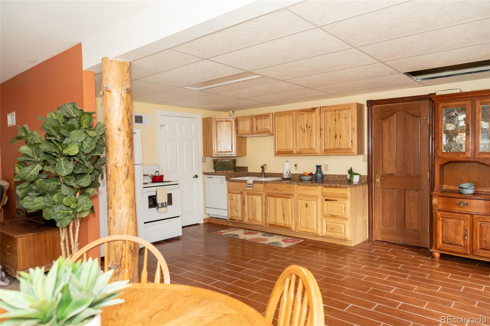MLS Image #18 for 139  la font drive,creede, Colorado