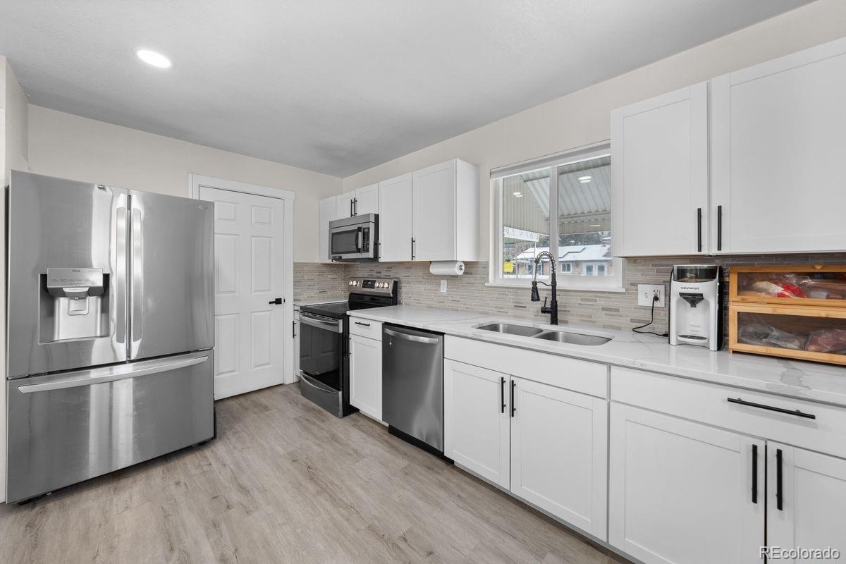 MLS Image #3 for 757 s wheeling street,aurora, Colorado