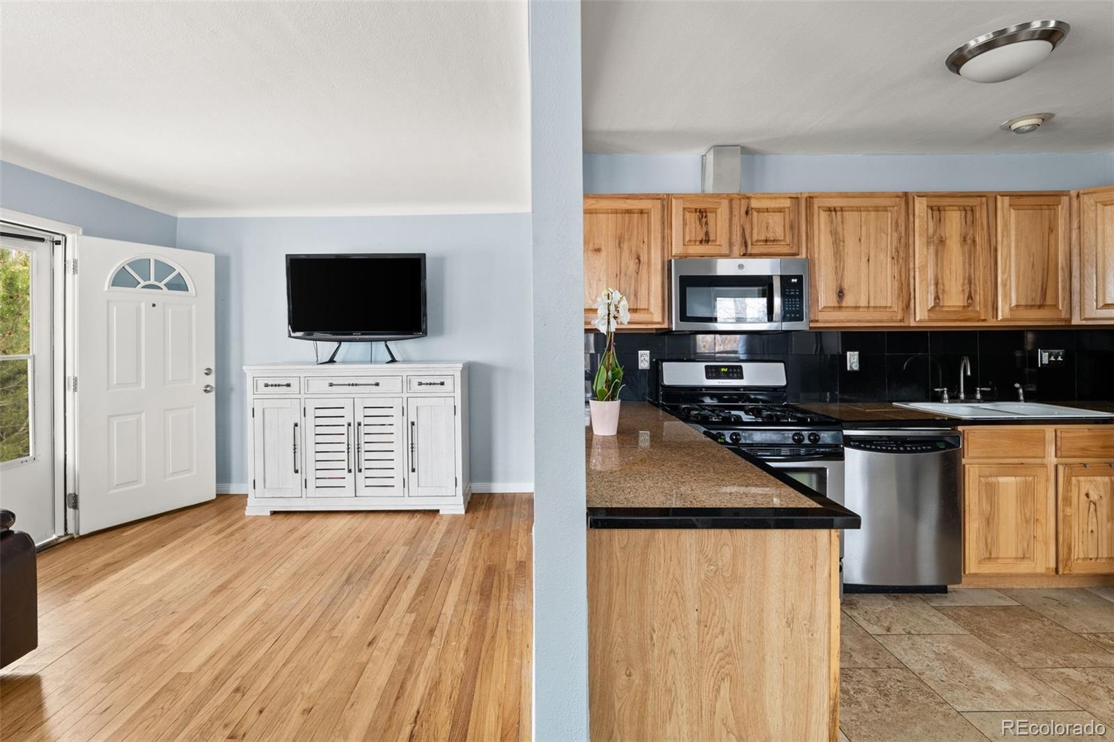 MLS Image #11 for 1920  ulster street,denver, Colorado