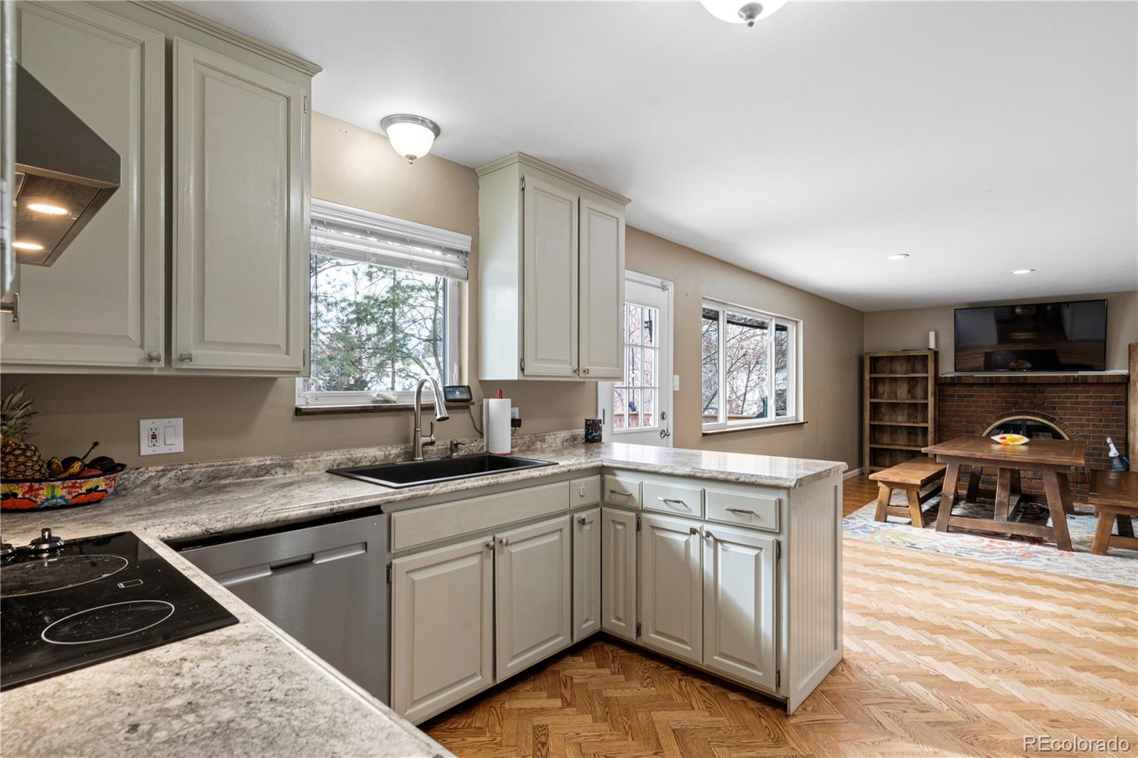 MLS Image #14 for 45 e mikado drive,colorado springs, Colorado