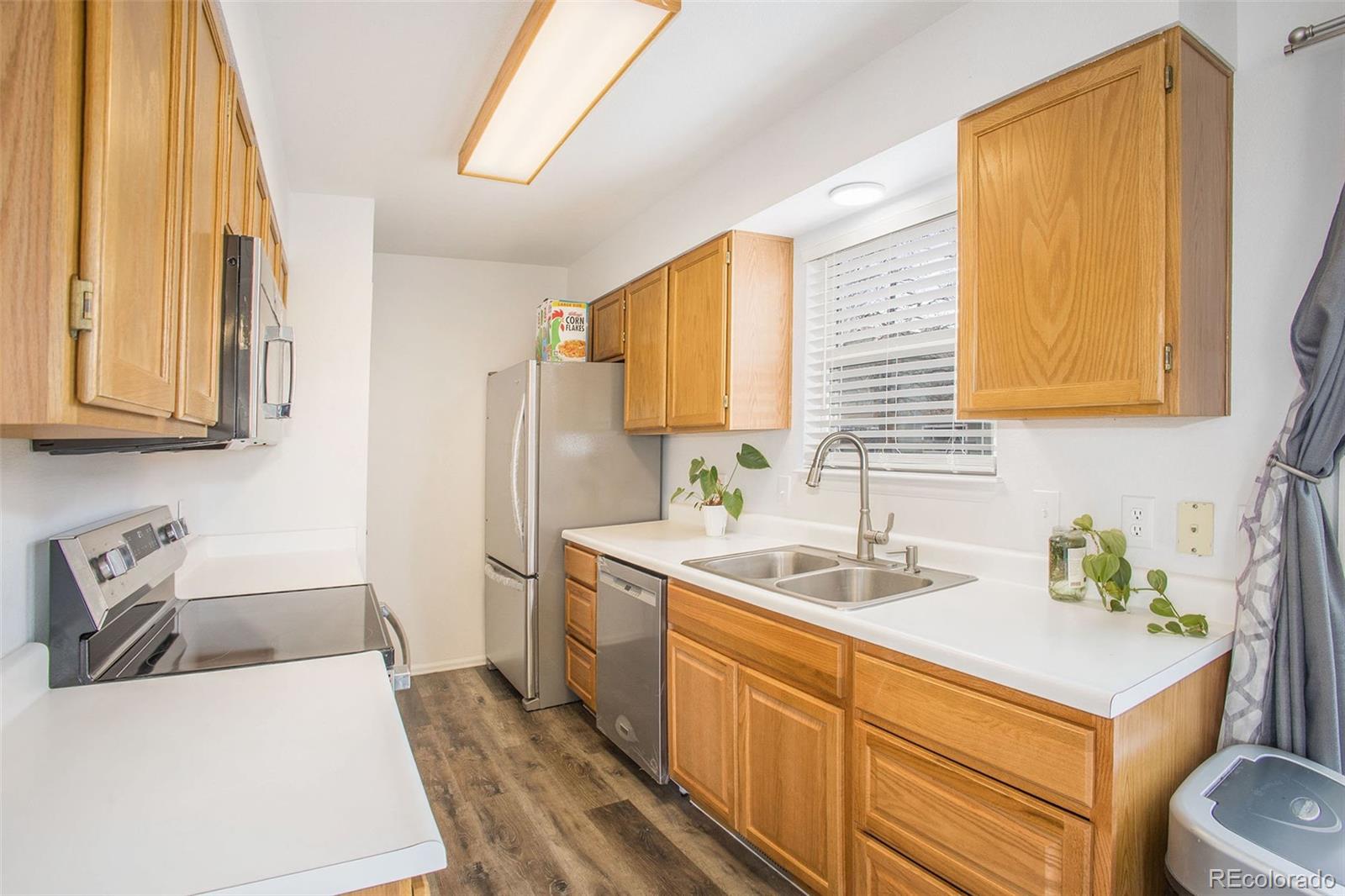 MLS Image #5 for 2870  harrisburg way,colorado springs, Colorado