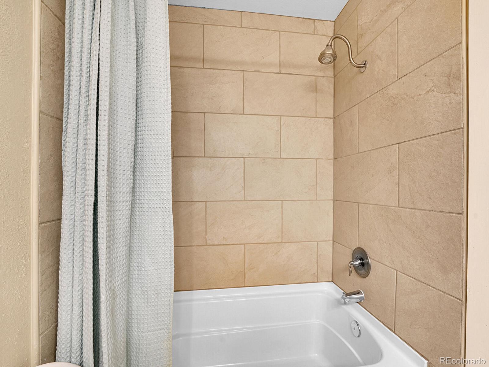 MLS Image #16 for 2190 e geddes avenue f,centennial, Colorado